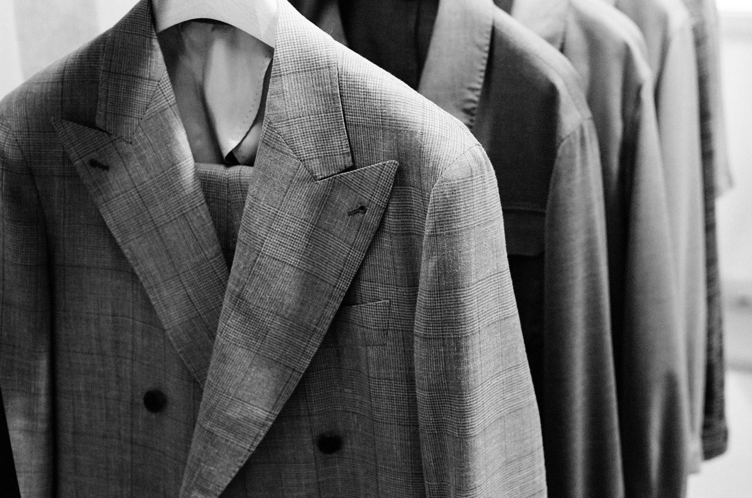 The Art of Fit: How Tailoring Shapes Confidence